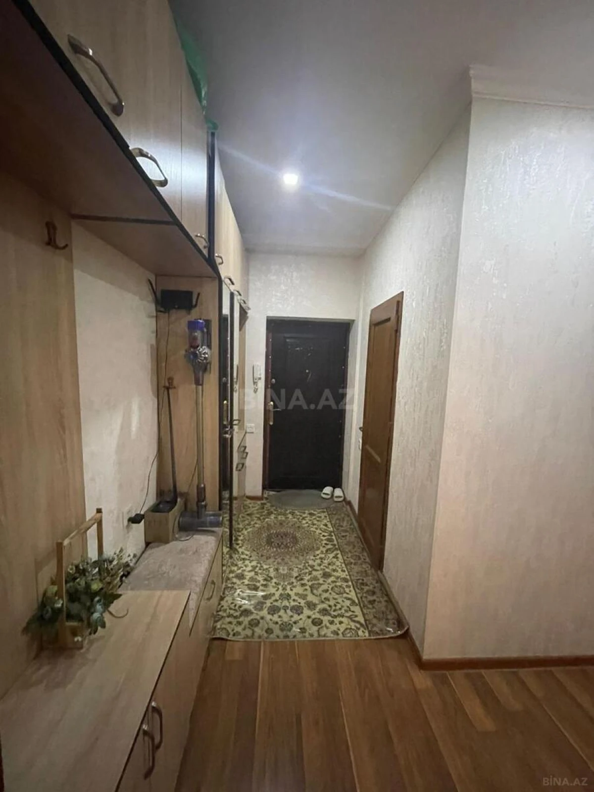 Satılır 3 otaqlı mənzil 76 m²