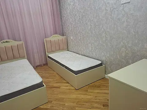 Kirayə verilir 3 otaqlı mənzil 110 m²