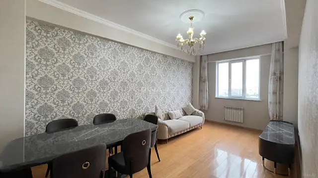 Kirayə verilir 2 otaqlı mənzil 70 m²
