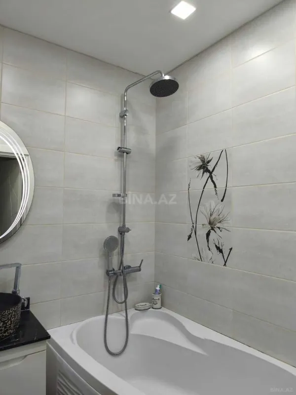 Satılır 2 otaqlı mənzil 62 m²