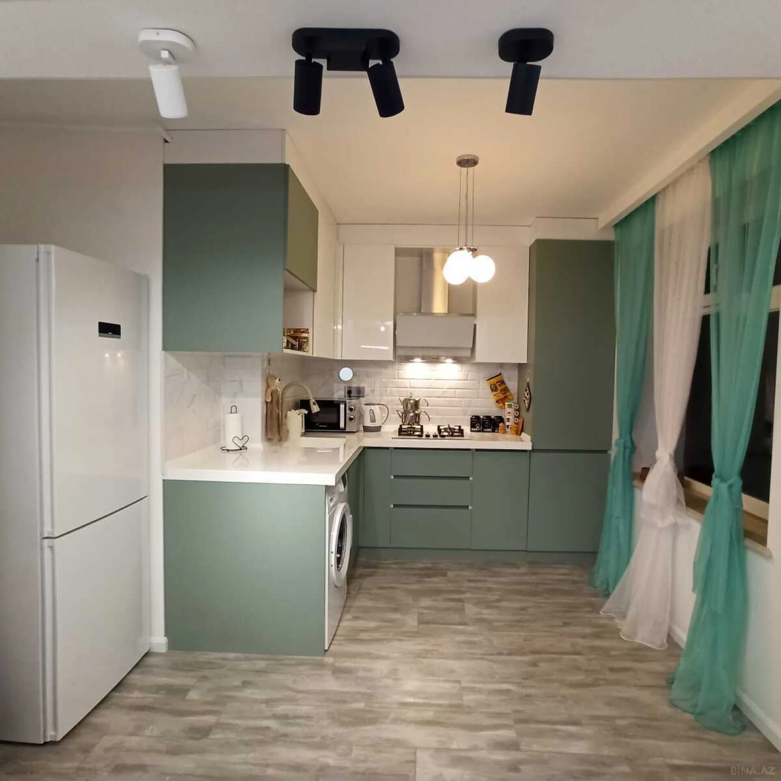 Satılır 2 otaqlı mənzil 62 m²