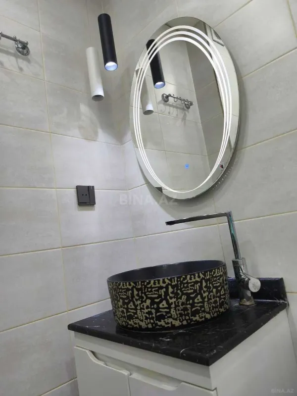 Satılır 2 otaqlı mənzil 62 m²