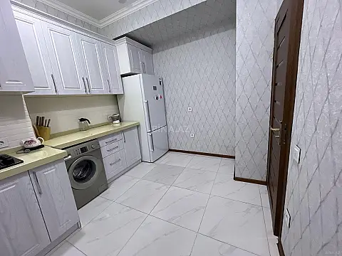 Satılır 3 otaqlı mənzil 100 m²