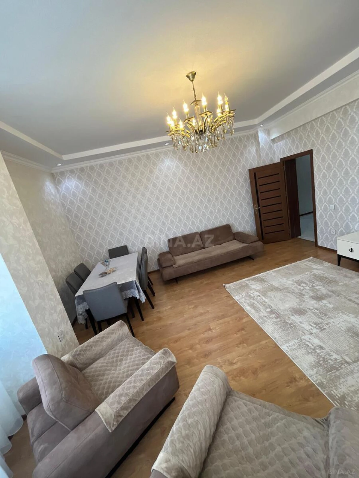 Satılır 3 otaqlı mənzil 100 m²