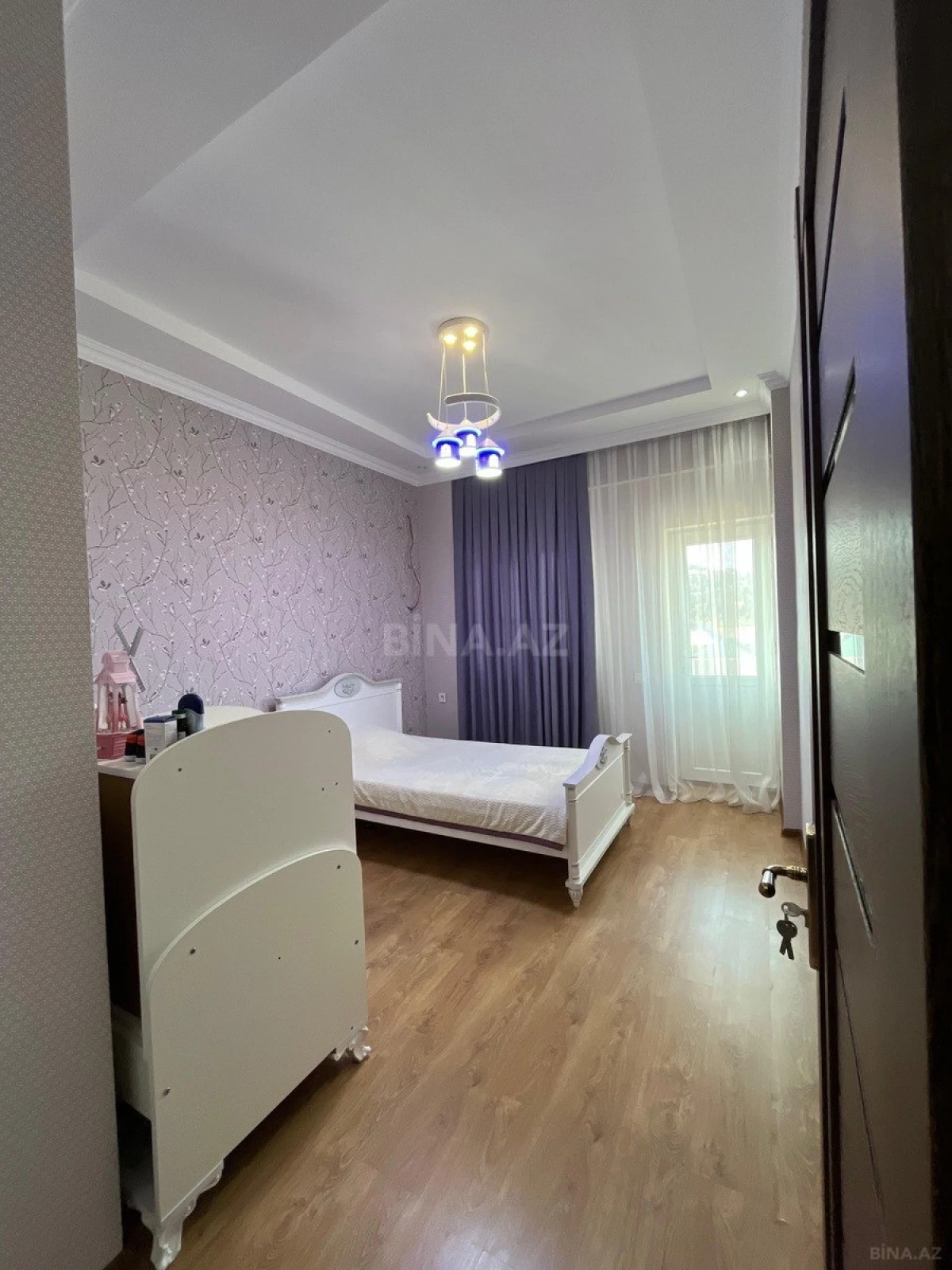 Satılır 3 otaqlı mənzil 100 m²