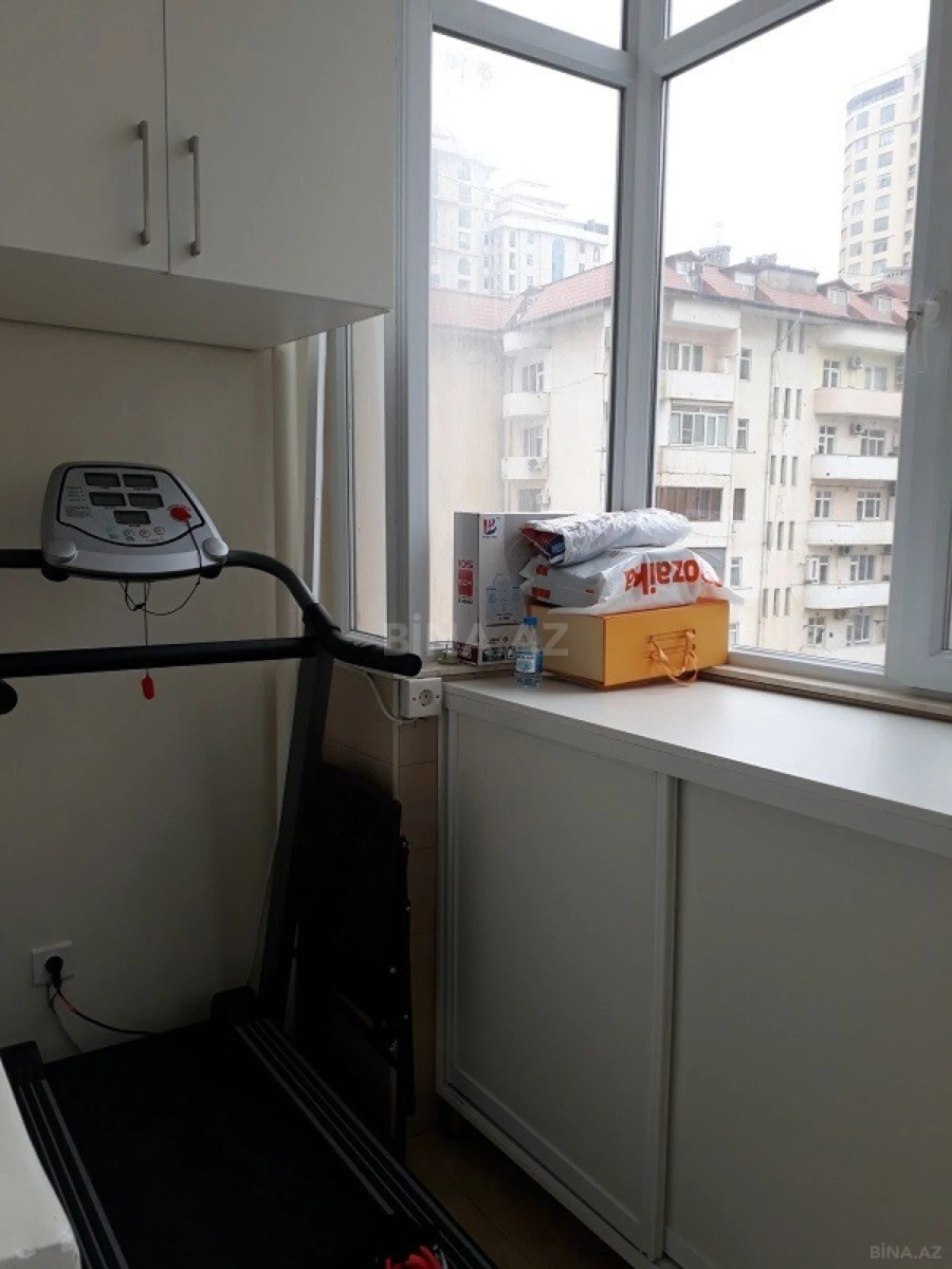 Kirayə verilir 3 otaqlı mənzil 130 m²