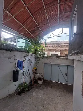 Satılır 4 otaqlı həyət evi 100 m²