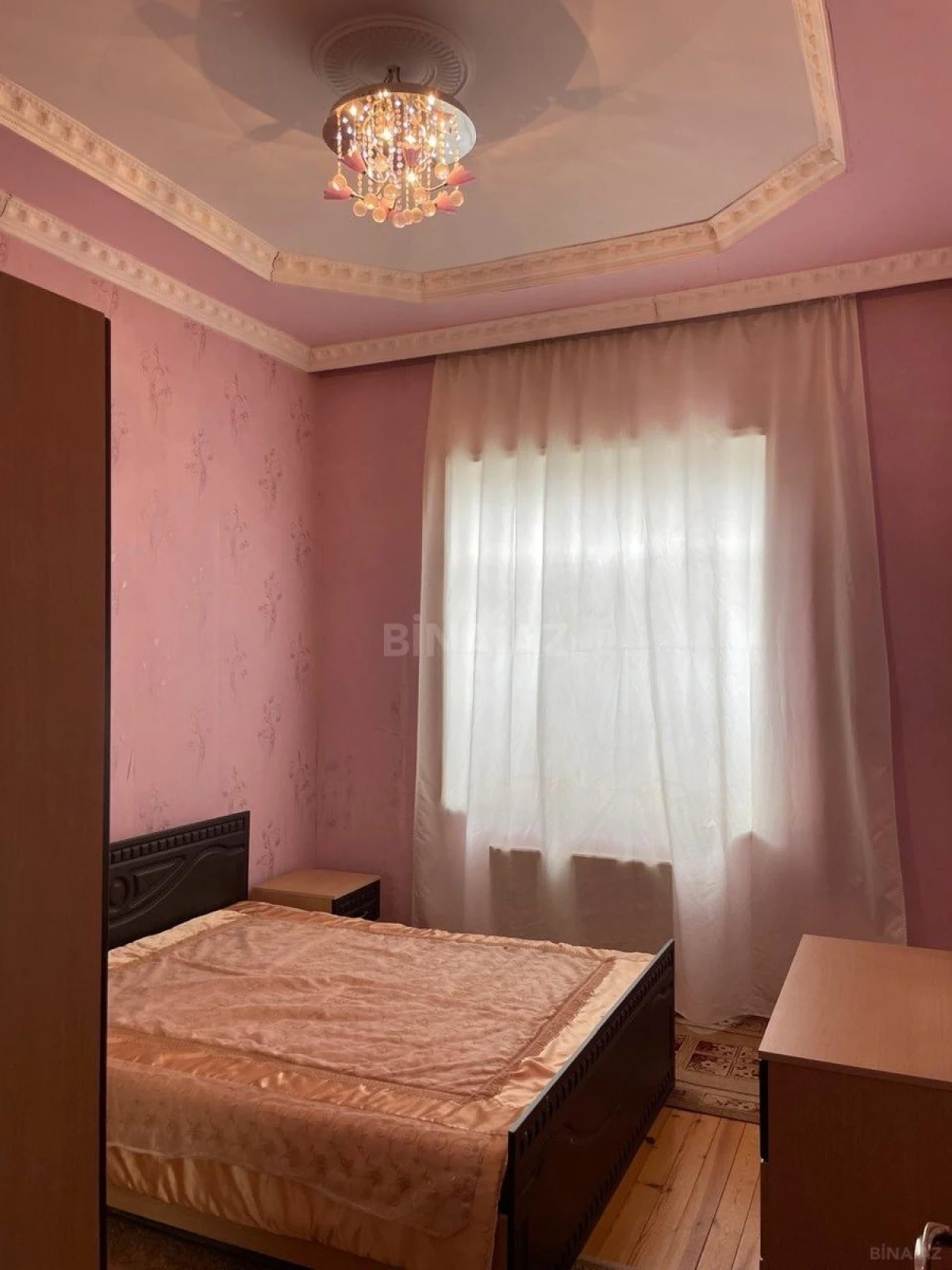 Satılır 4 otaqlı həyət evi 180 m²