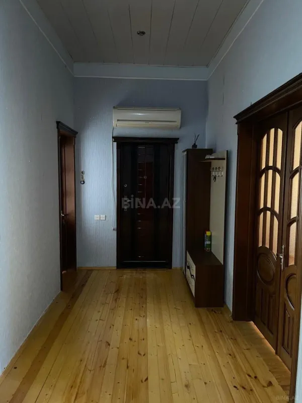 Satılır 4 otaqlı həyət evi 180 m²