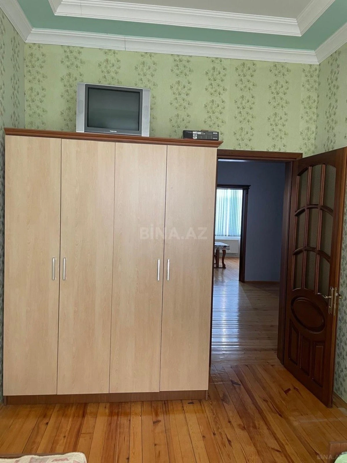 Satılır 4 otaqlı həyət evi 180 m²