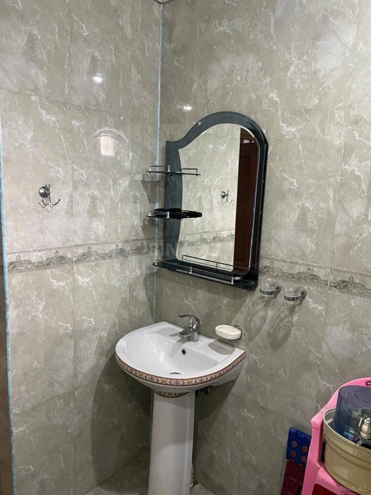Satılır 4 otaqlı həyət evi 180 m²