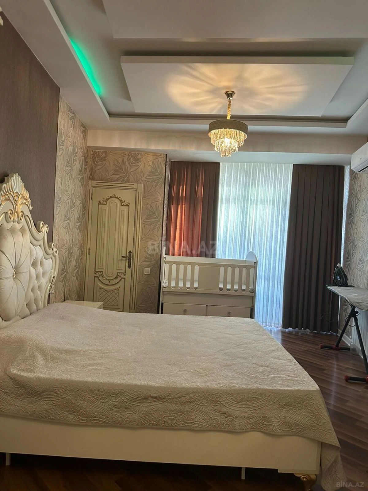 Kirayə verilir 3 otaqlı mənzil 111 m²