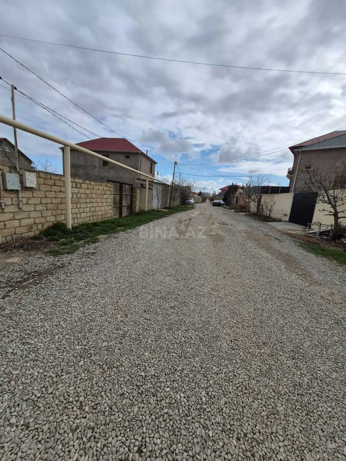 Satılır 7 otaqlı həyət evi 300 m²