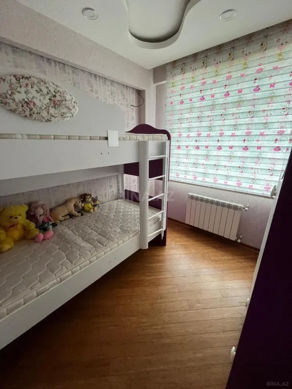 Satılır 4 otaqlı mənzil 86 m²