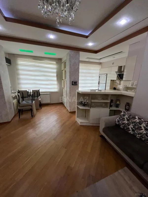 Satılır 4 otaqlı mənzil 86 m²