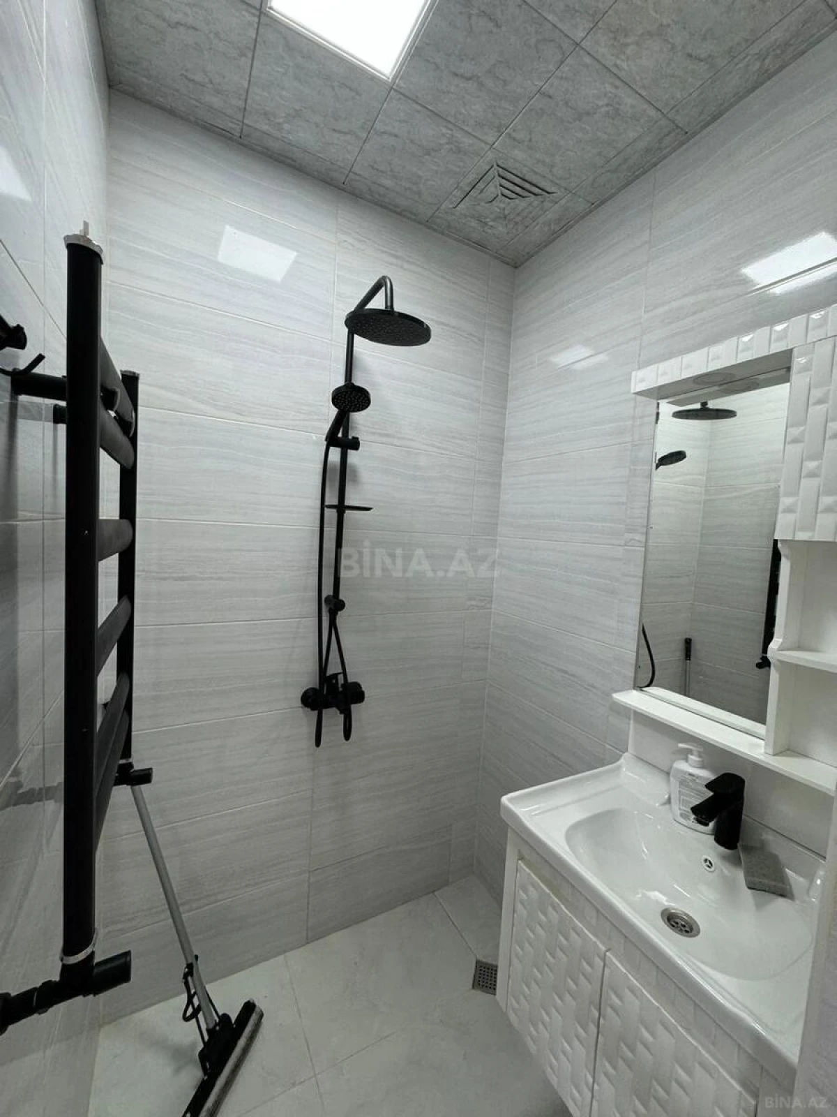 Kirayə verilir 3 otaqlı mənzil 68 m²