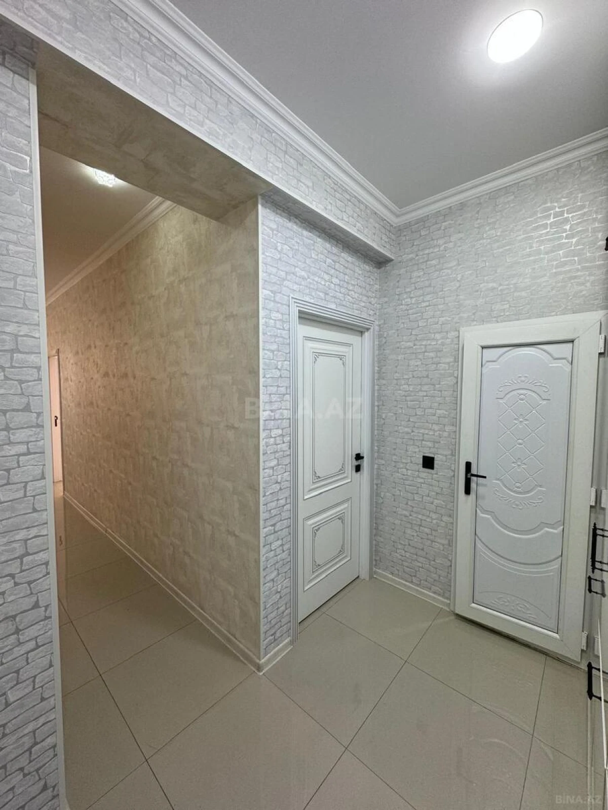 Kirayə verilir 3 otaqlı mənzil 68 m²