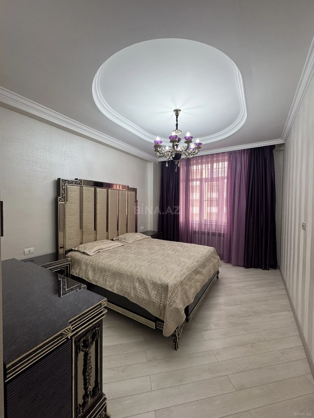 Satılır 3 otaqlı mənzil 125 m²