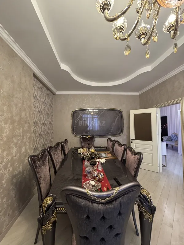 Satılır 3 otaqlı mənzil 125 m²