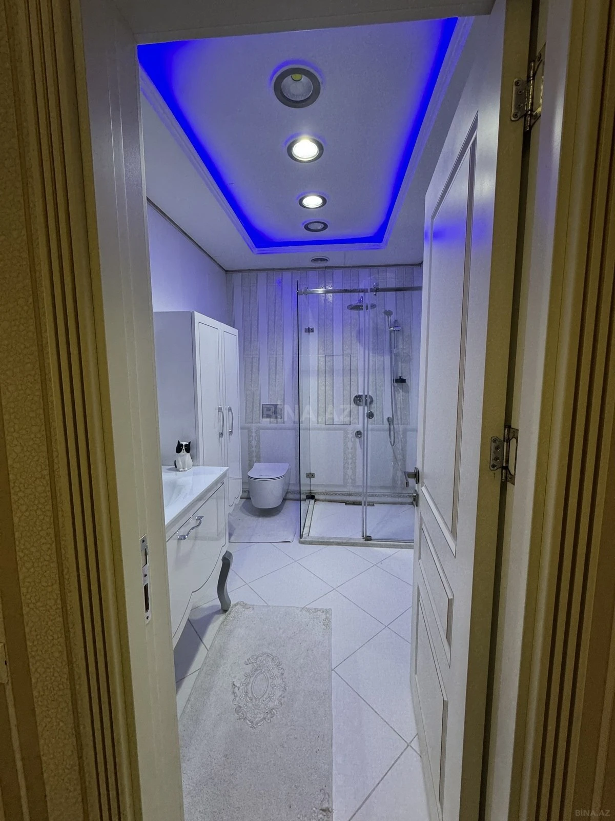 Satılır 3 otaqlı mənzil 125 m²