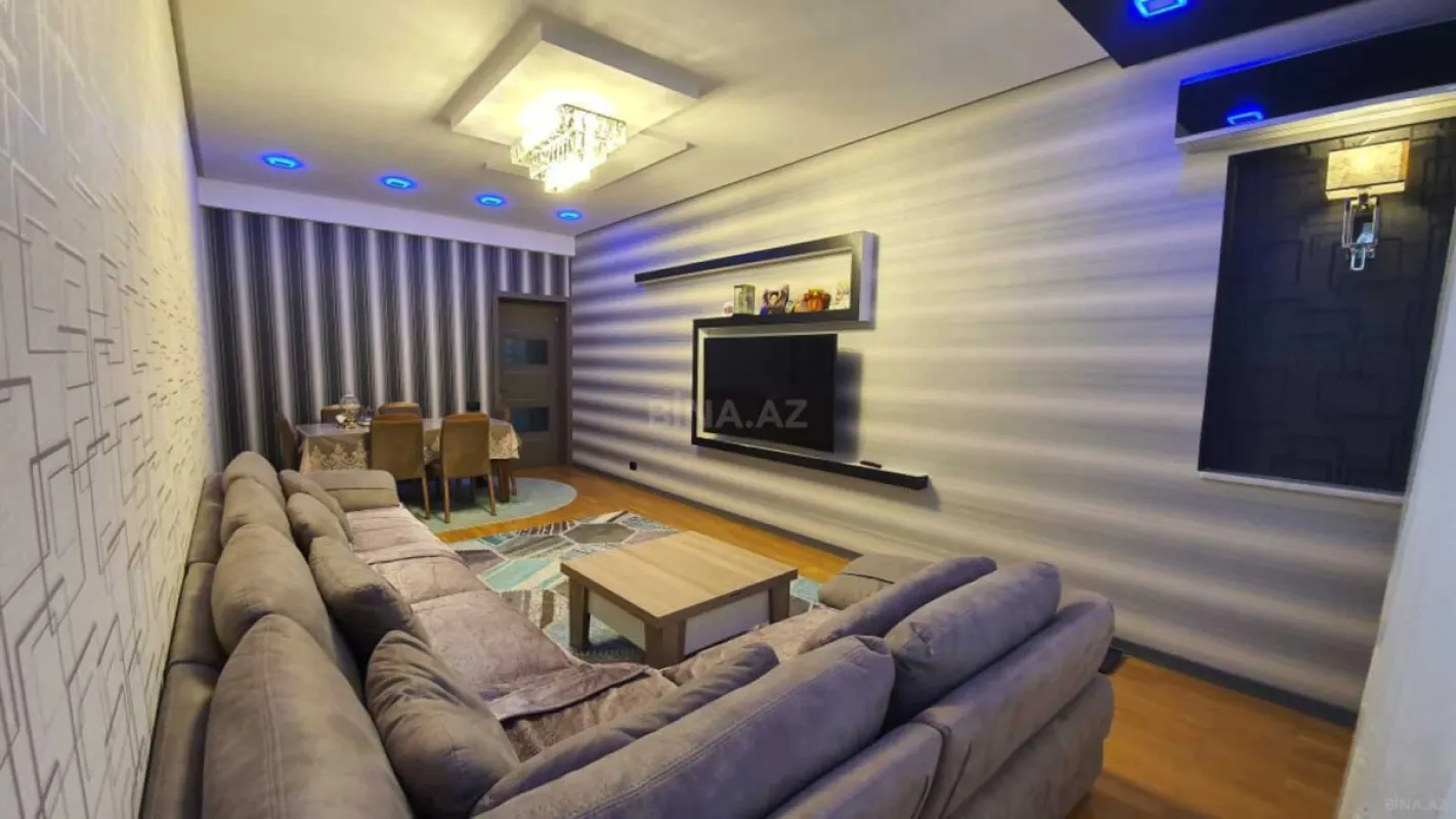 Kirayə verilir 3 otaqlı mənzil 143 m²