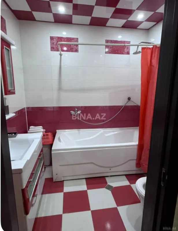 Kirayə verilir 3 otaqlı mənzil 138 m²