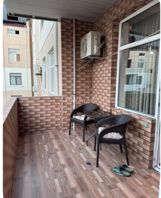Kirayə verilir 3 otaqlı mənzil 138 m²