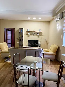 Kirayə verilir 2 otaqlı mənzil 65 m²