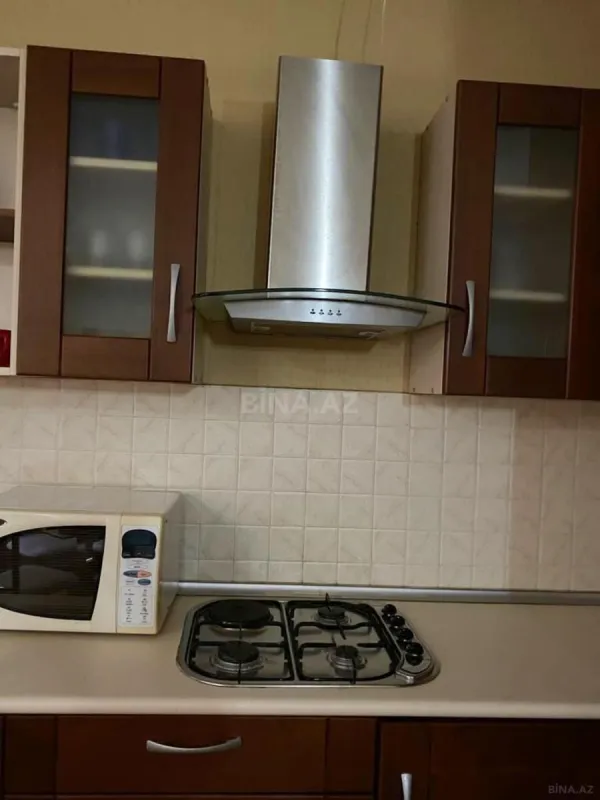 Kirayə verilir 2 otaqlı mənzil 65 m²