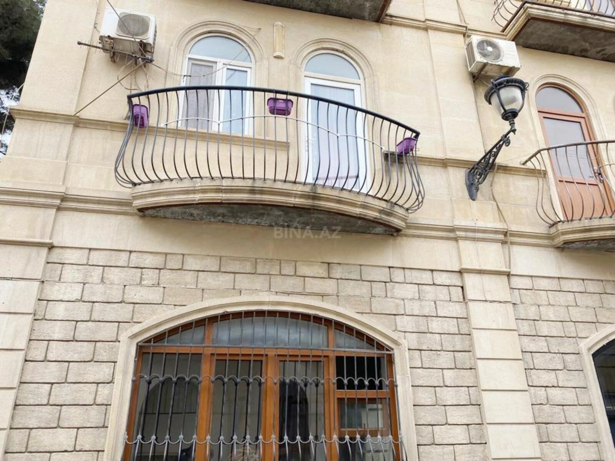 Kirayə verilir 2 otaqlı mənzil 65 m²