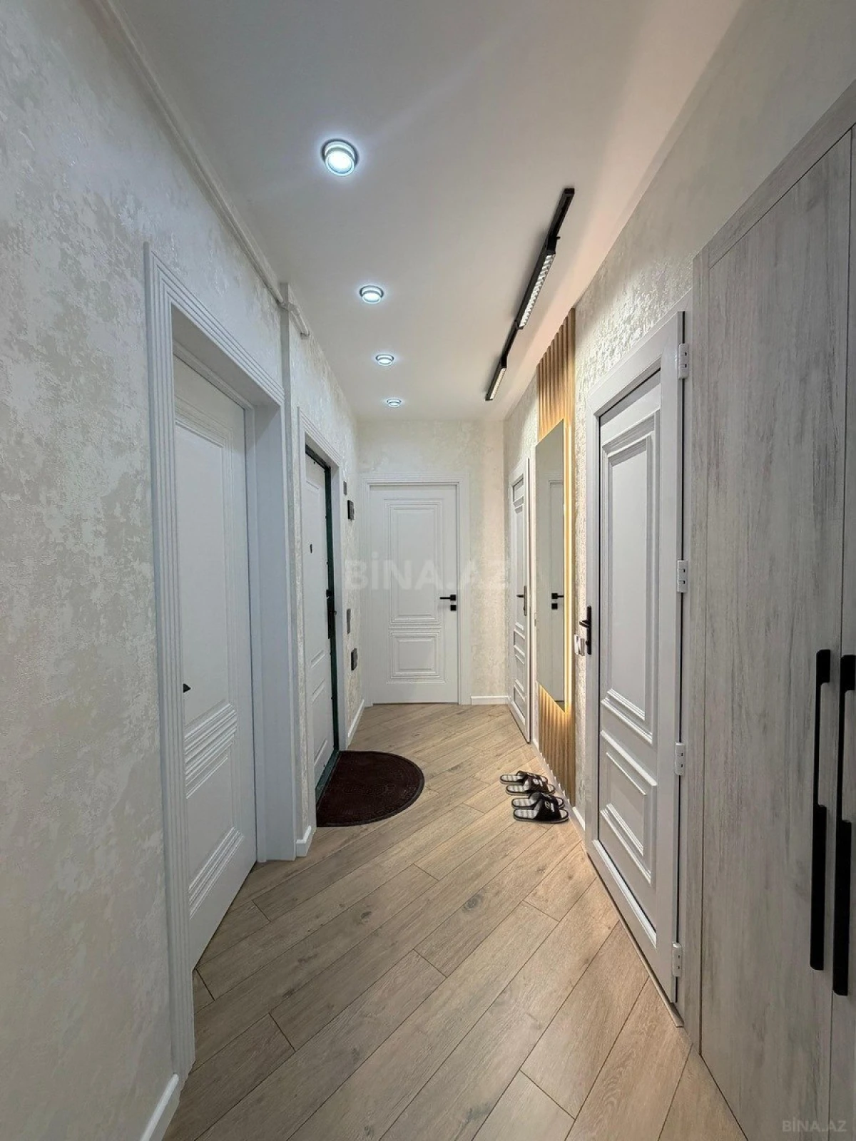Satılır 2 otaqlı mənzil 60 m²