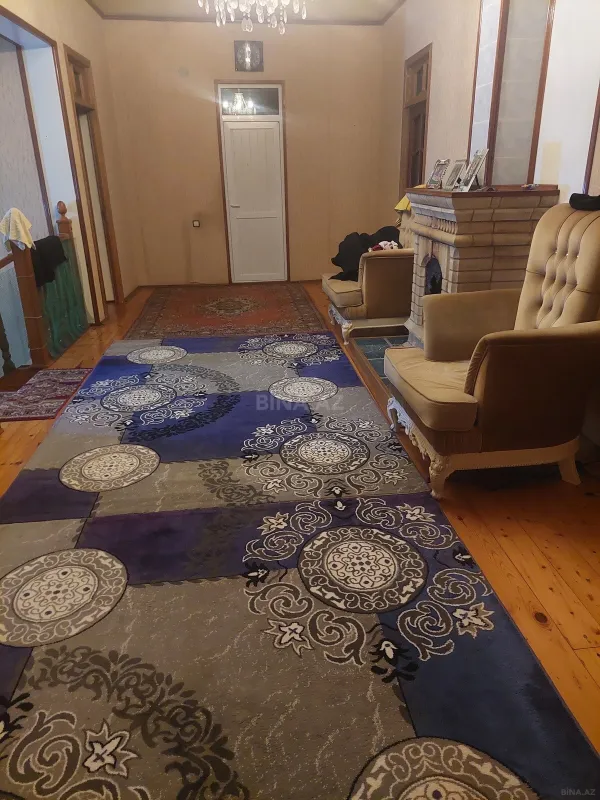 Satılır 7 otaqlı həyət evi 340.9 m²