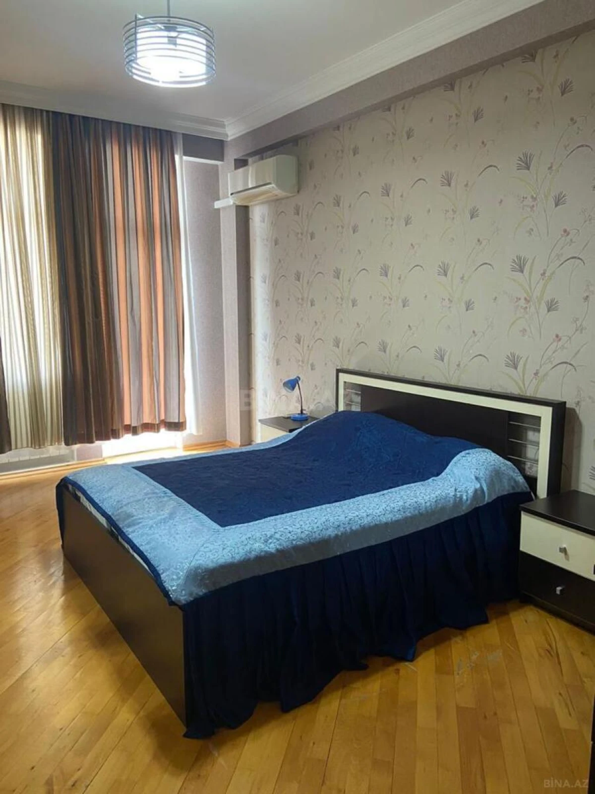 Kirayə verilir 2 otaqlı mənzil 90 m²