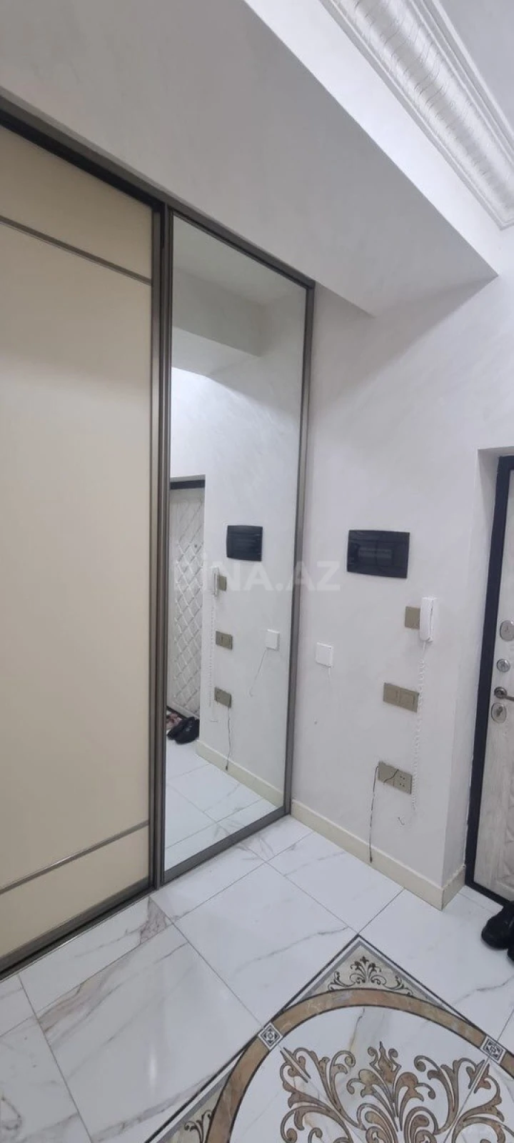 Satılır 2 otaqlı mənzil 65 m²