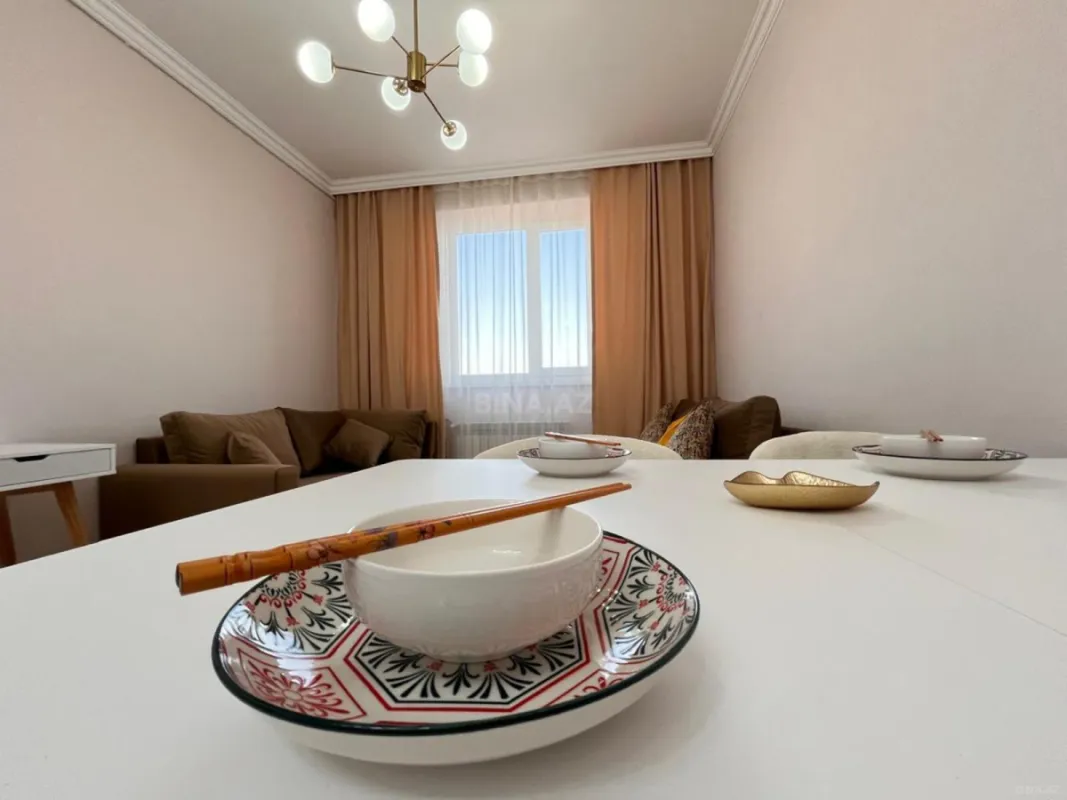 Kirayə verilir 2 otaqlı mənzil 55 m²
