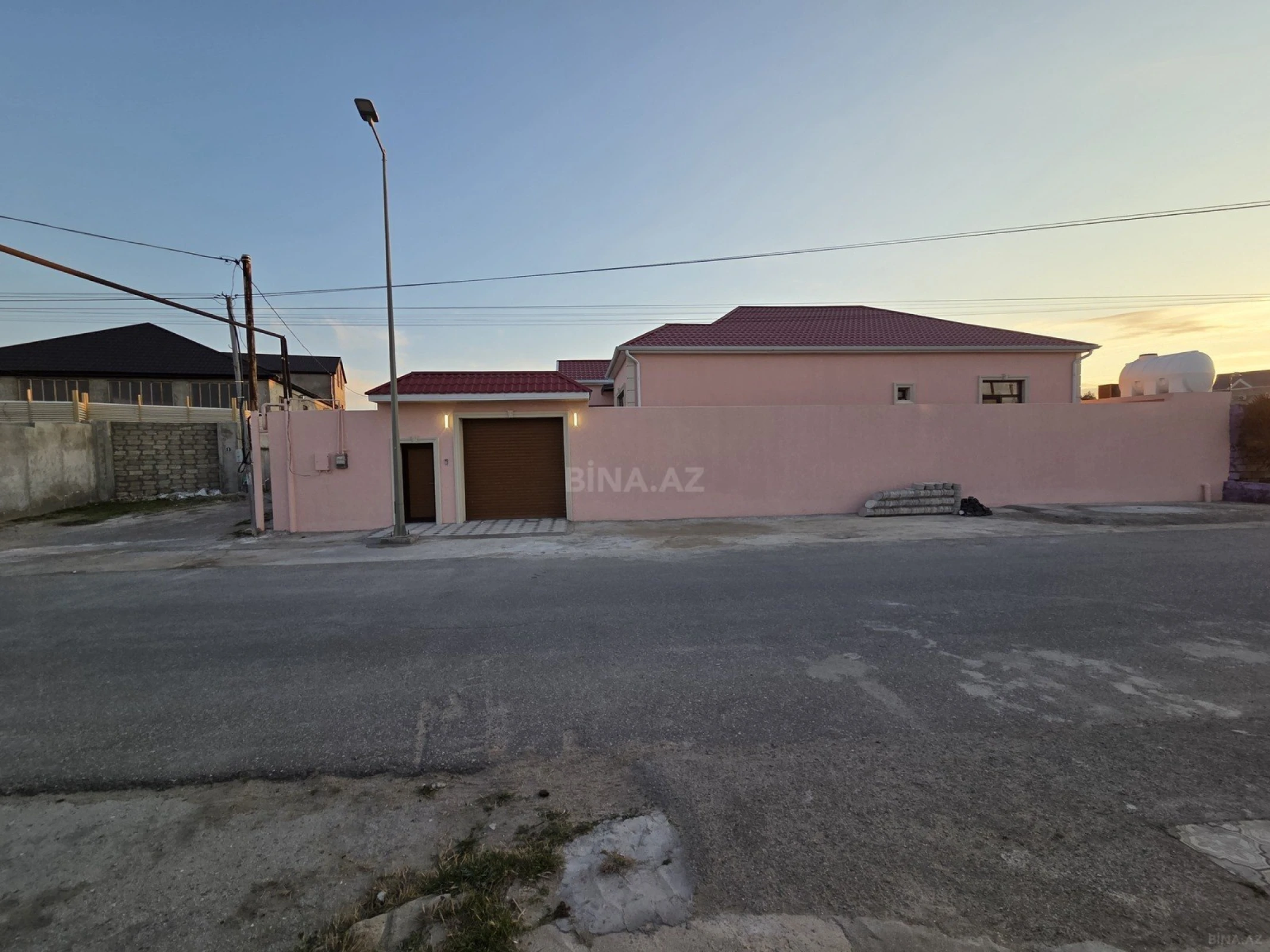 Satılır 4 otaqlı həyət evi 120 m²