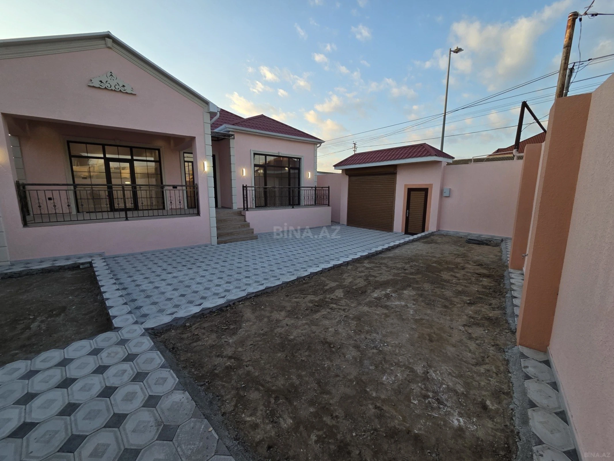 Satılır 4 otaqlı həyət evi 120 m²
