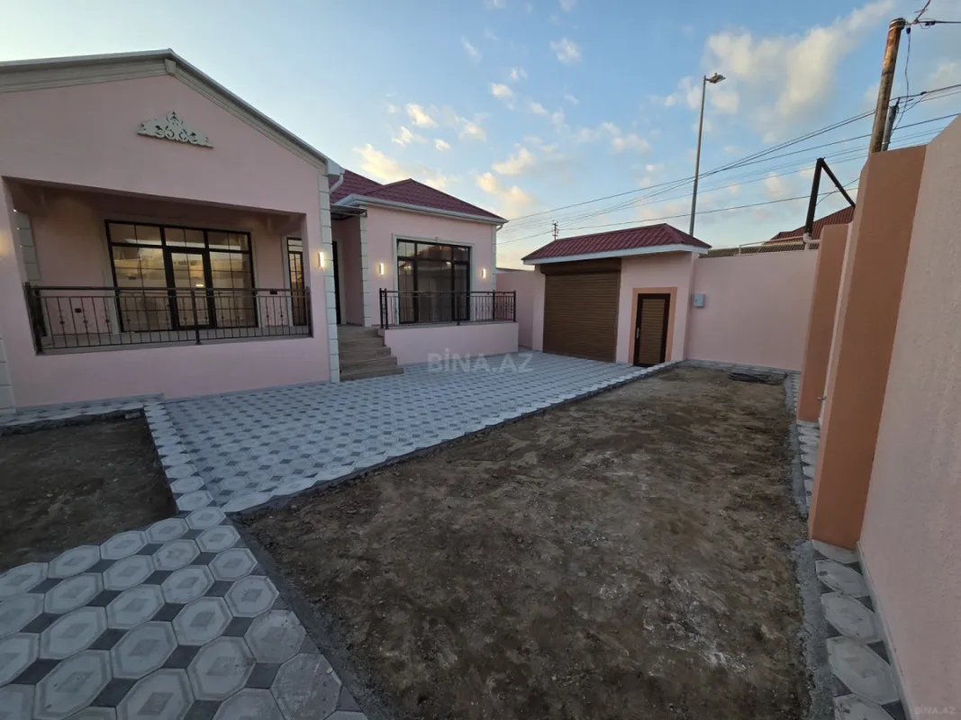 Satılır 4 otaqlı həyət evi 120 m²