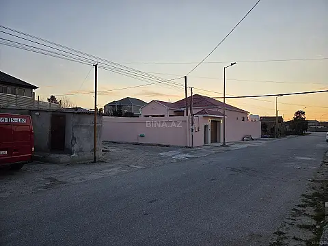 Satılır 4 otaqlı həyət evi 120 m²