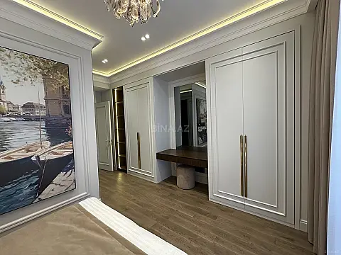 Satılır 3 otaqlı mənzil 120 m²