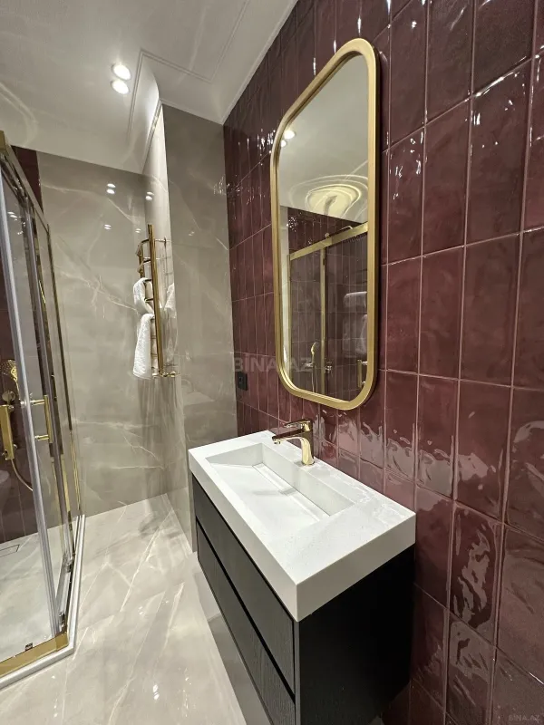 Satılır 3 otaqlı mənzil 120 m²