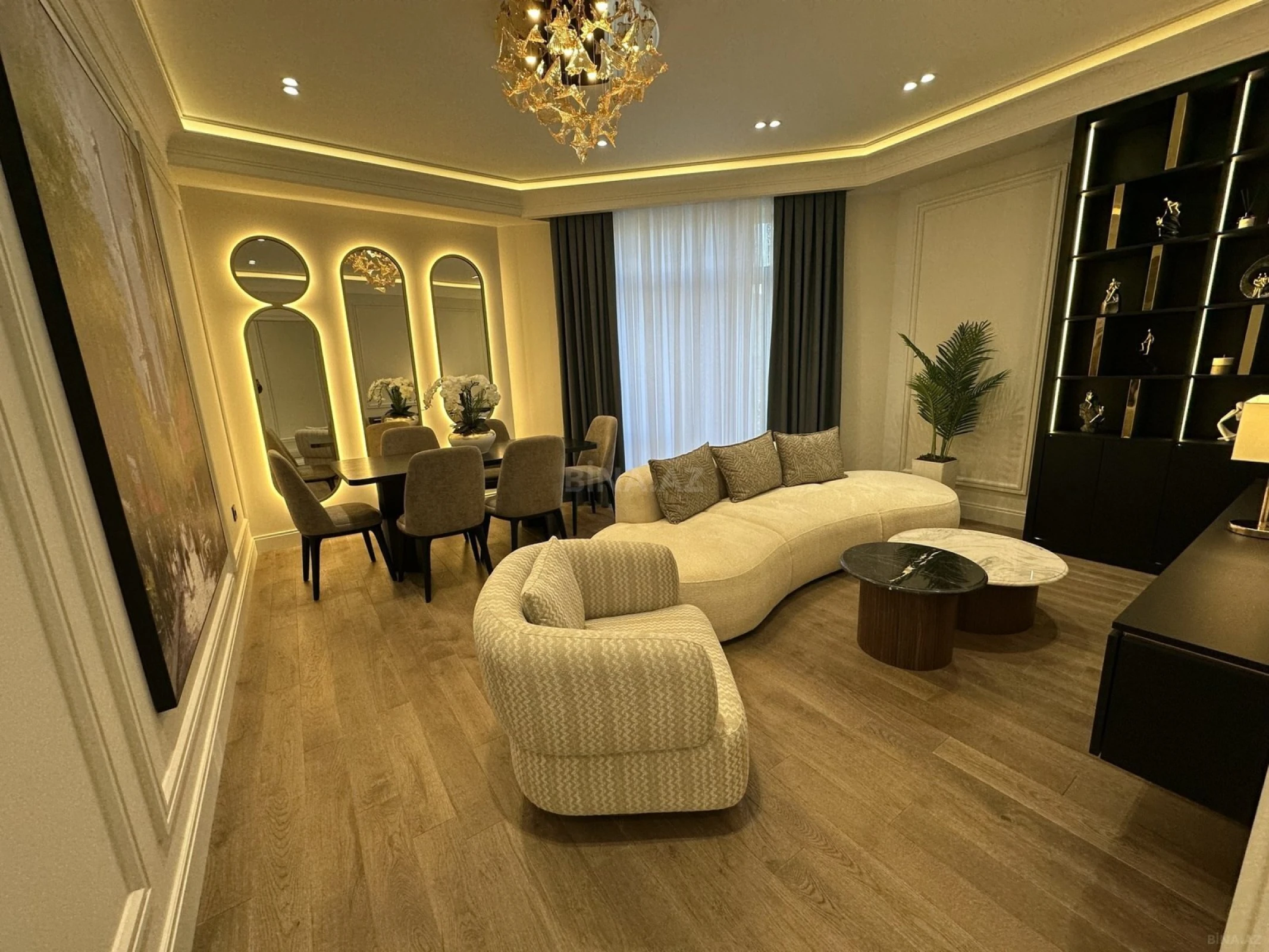 Satılır 3 otaqlı mənzil 120 m²