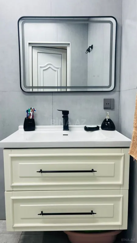 Satılır 3 otaqlı mənzil 90 m²