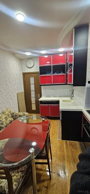 Satılır 2 otaqlı mənzil 73 m²
