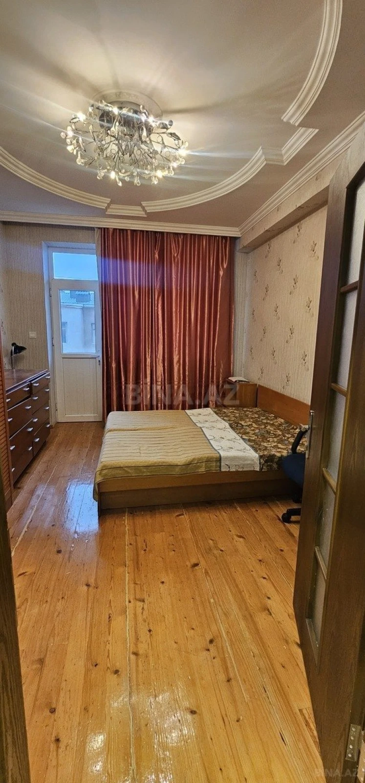 Satılır 2 otaqlı mənzil 73 m²