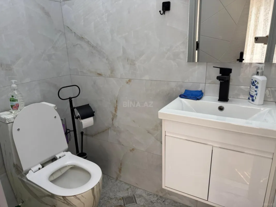 Satılır 4 otaqlı mənzil 120 m²
