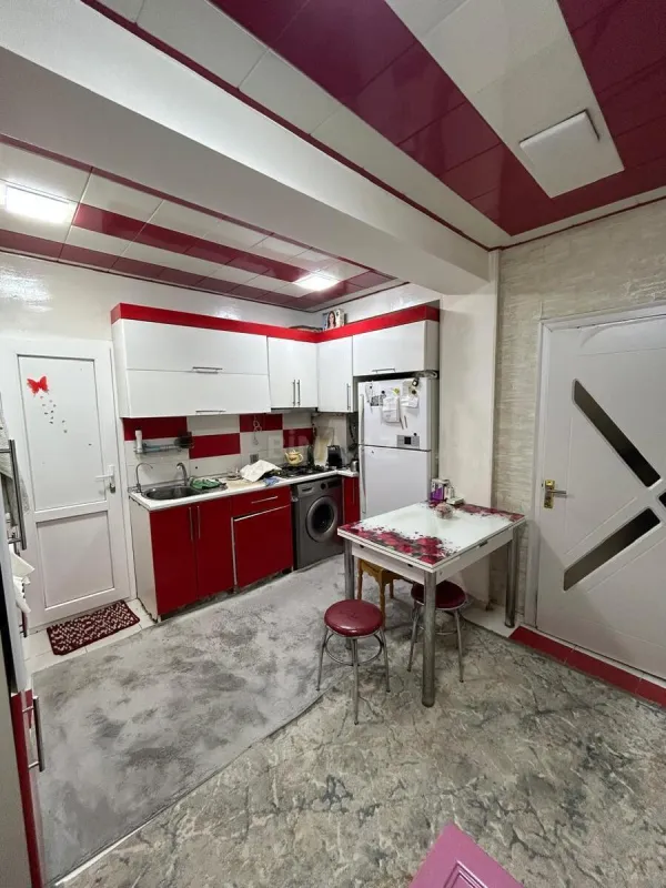 Satılır 2 otaqlı mənzil 63 m²