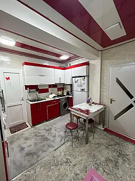 Satılır 2 otaqlı mənzil 63 m²