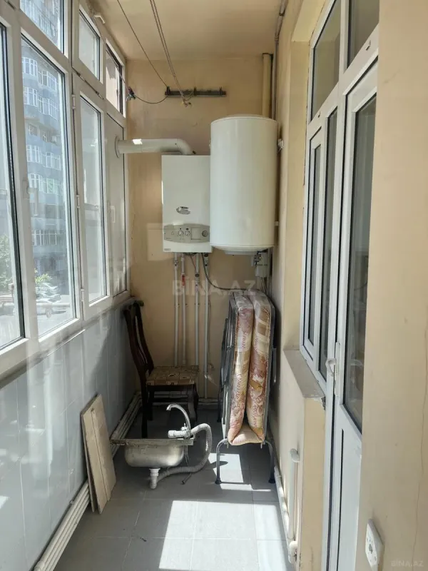 Satılır 3 otaqlı mənzil 129 m²