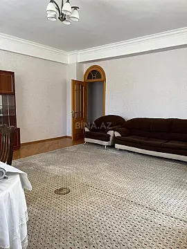 Satılır 3 otaqlı mənzil 129 m²